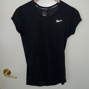 Nike running black top